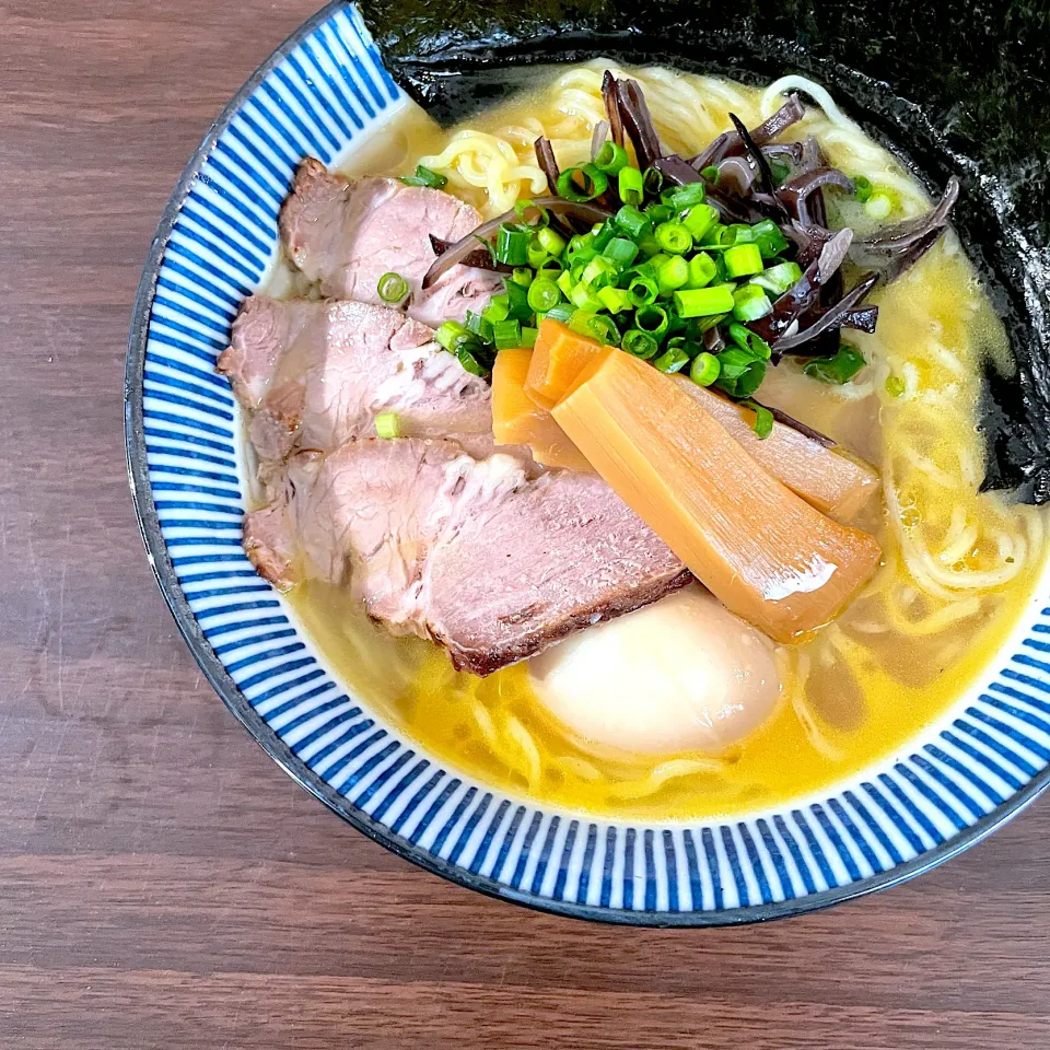 鶏白湯ラーメン|dashi menjiroさん