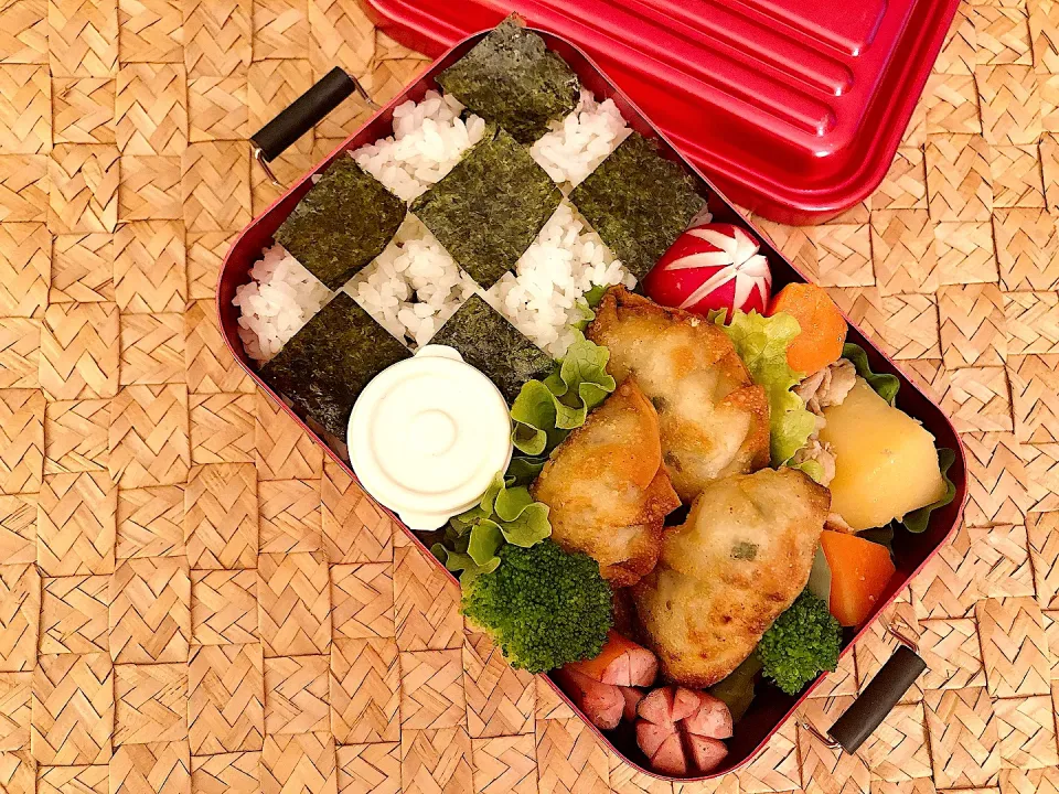 高校生弁当　G12-67 揚げ餃子弁当|mashaさん