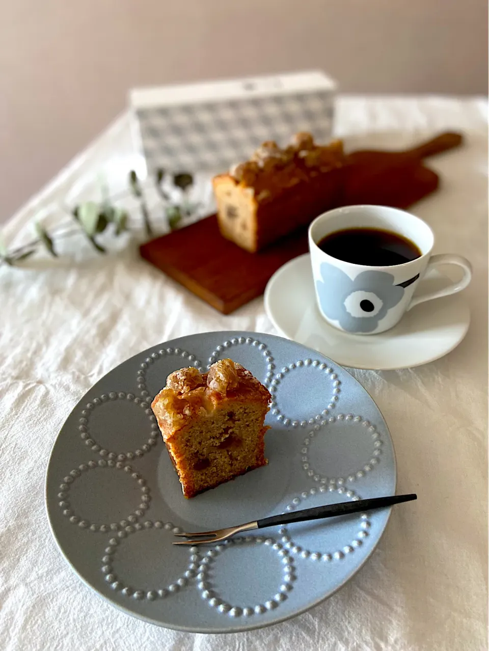 神戸 マモンエフィーユさんのケークマロングラッセ🎁|ナナさん