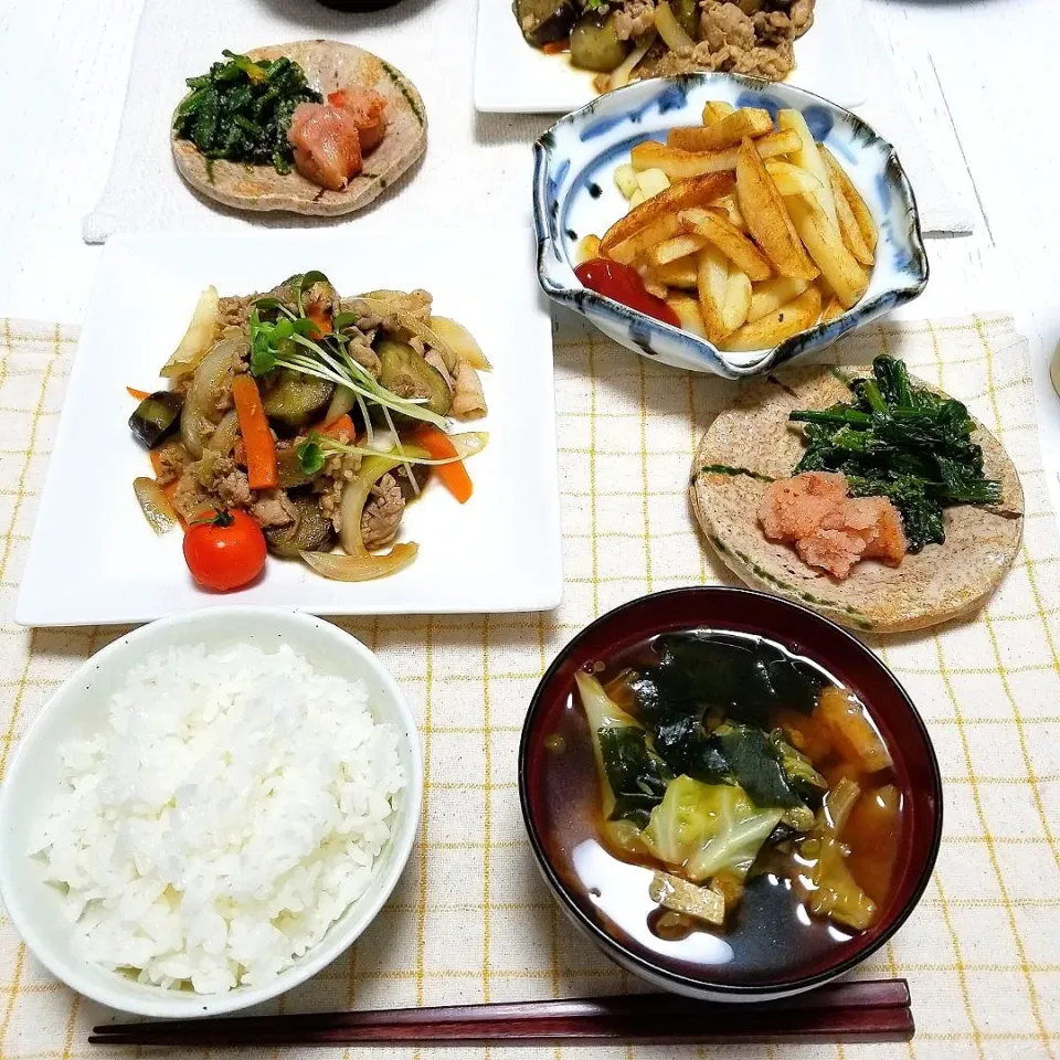 豚と野菜のたれ炒め
揚げ焼きポテト
胡麻和え&辛子明太子
味噌汁|ひぃちゃんさん