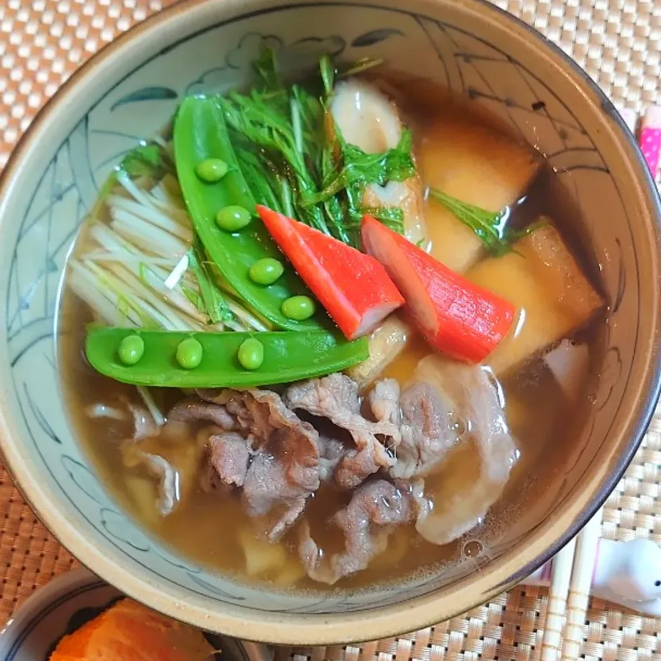 あるもの乗っけてきしめんで朝ご飯🌅|ポチさん