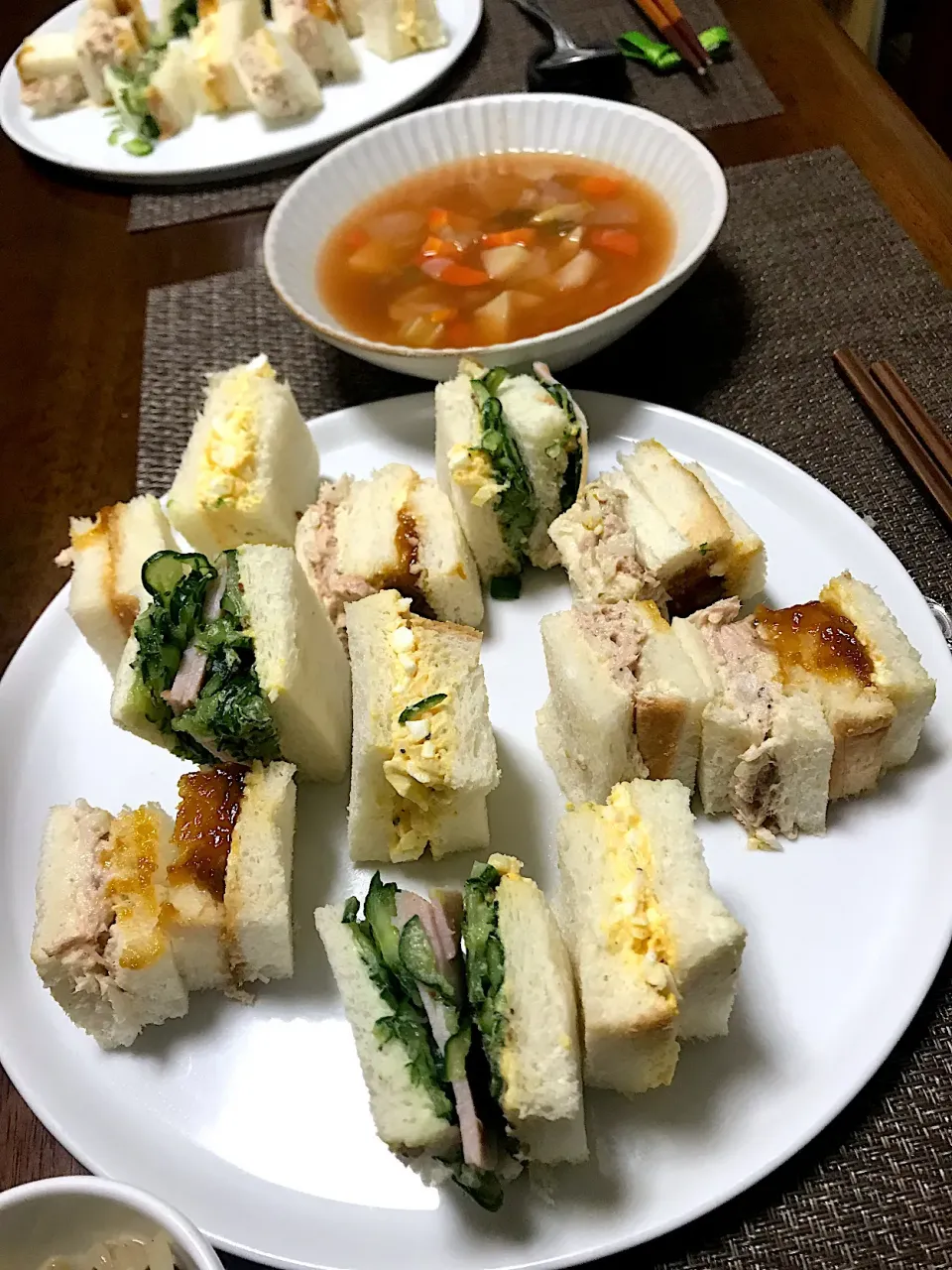 晩ご飯にサンドイッチ|侑子さん