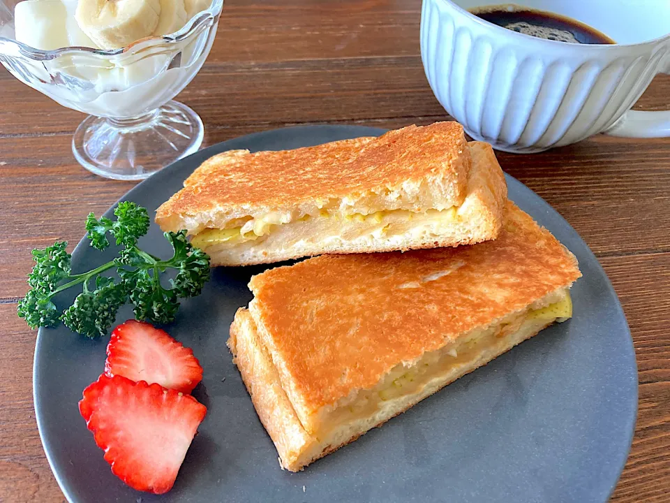 りんごとチーズのホットサンド🍎|n_nさん