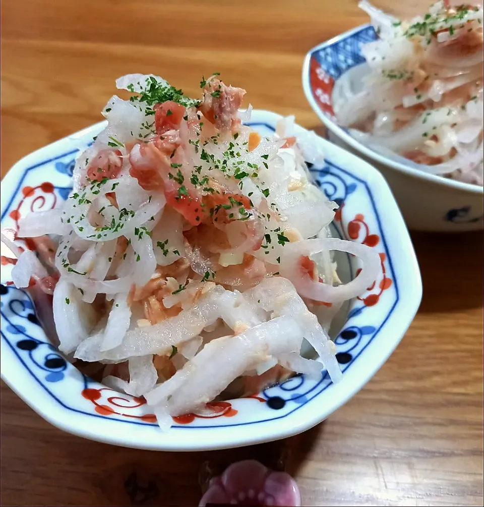 じゅんじゅんさんの料理 ＊ツナとオニオンの梅肉和え＊|ナオミさん