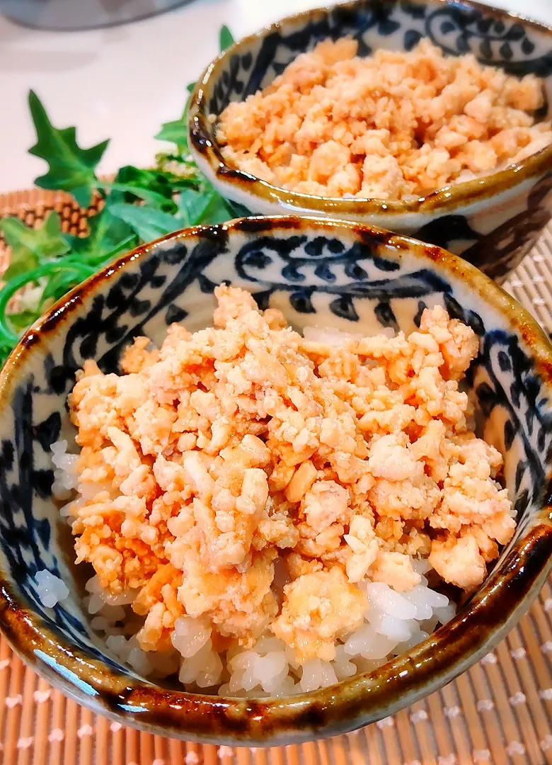 鶏そぼろ丼|ポコさん