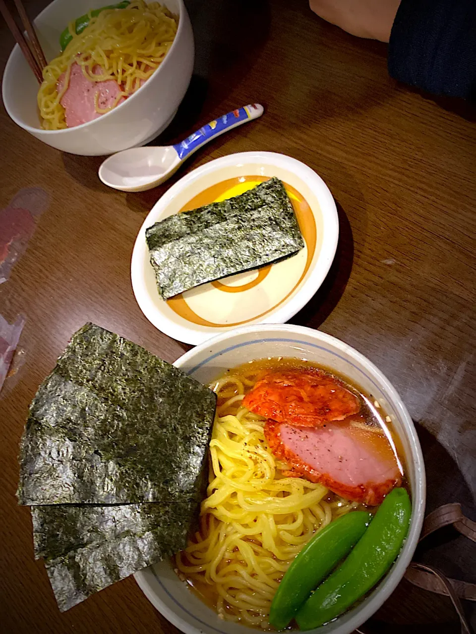 Snapdishの料理写真:あご出汁醤油ラーメン🍜　焼豚　焼き海苔|ch＊K*∀o(^^*)♪さん