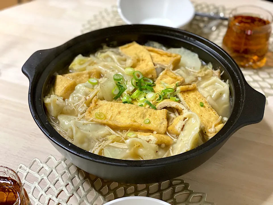 久瀬福の出汁で餃子鍋🥟|ひろさんとゆりさんさん