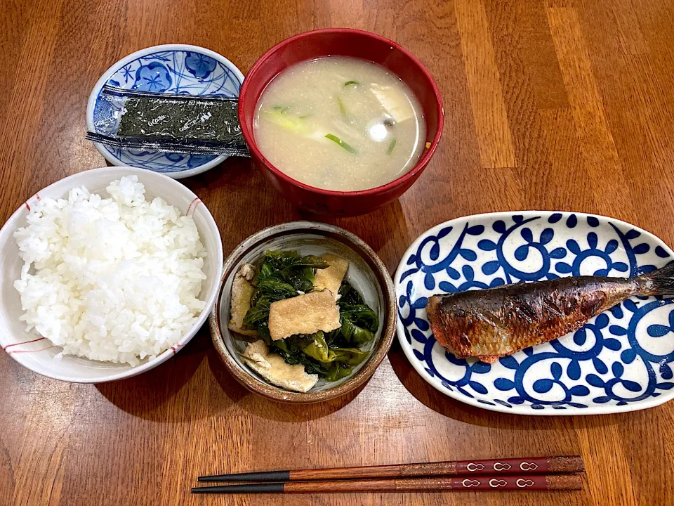 休日の ゆっくり朝ごはん🍚|sakuramochiさん