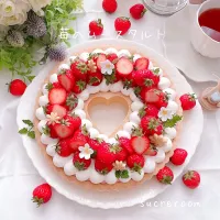 苺のムースタルト作りました🍓