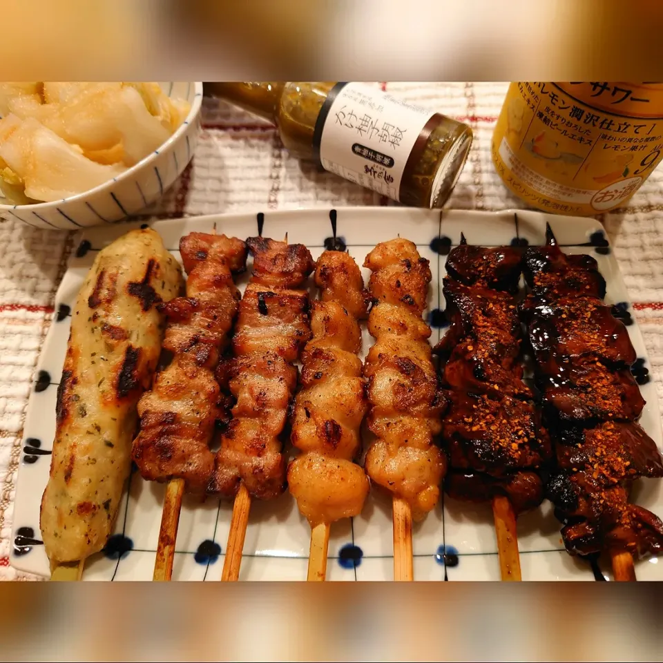 ★おうちごはん★

✴️焼き鳥
右から…
レバー　ぼんじり　鶏もも柚子胡椒　つくね

✴️白菜の漬物|☆Chieco☆さん