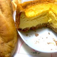 明太フランスとベイクドチーズケーキ