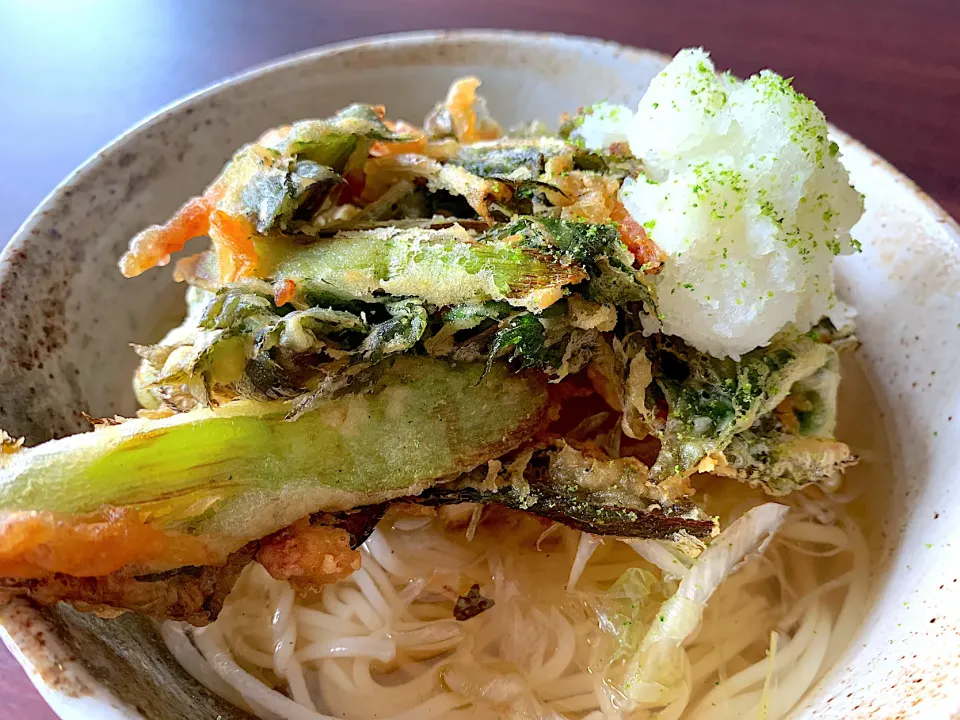 明日葉と桜海老のかき揚げそうめん|半田手延べそうめんの店 阿波や壱兆さん