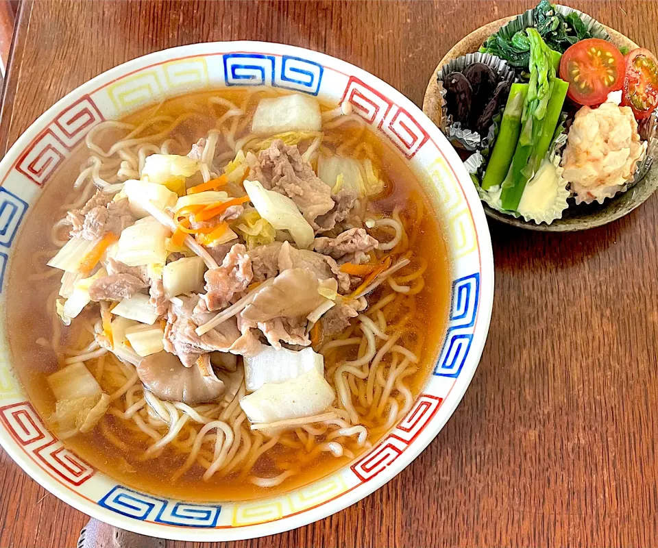 ランチ♯醤油ラーメン|小松菜さん