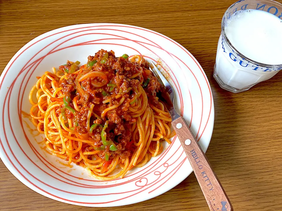 ナポリタン風ミートパスタ🍝|м☪︎*｡꙳さん