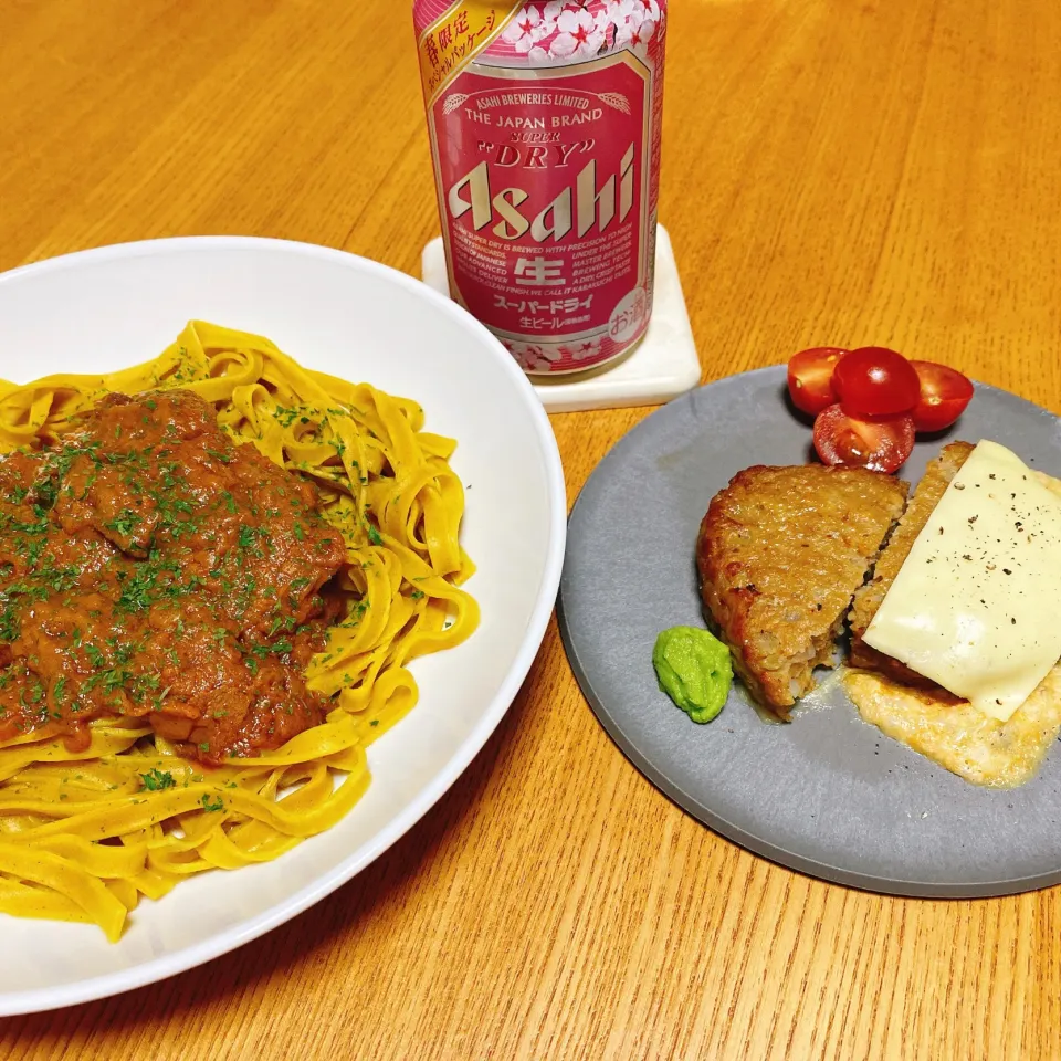 とうふハンバーグ
    チーズと塩わさびのハーフ
カレーonカレーパスタ|naoさん