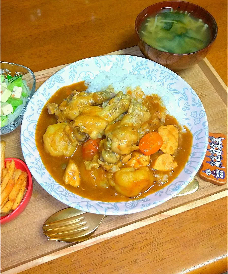 手羽元カレー🍛|とししいたけさん