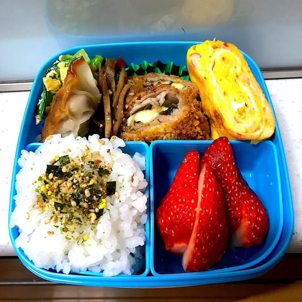 Snapdishの料理写真:2022.3.23小1春休み弁当|ラブリー心愛さん