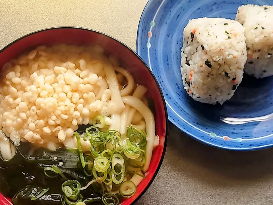 Snapdishの料理写真:おそめの朝は 駅うどん風|おしおさん