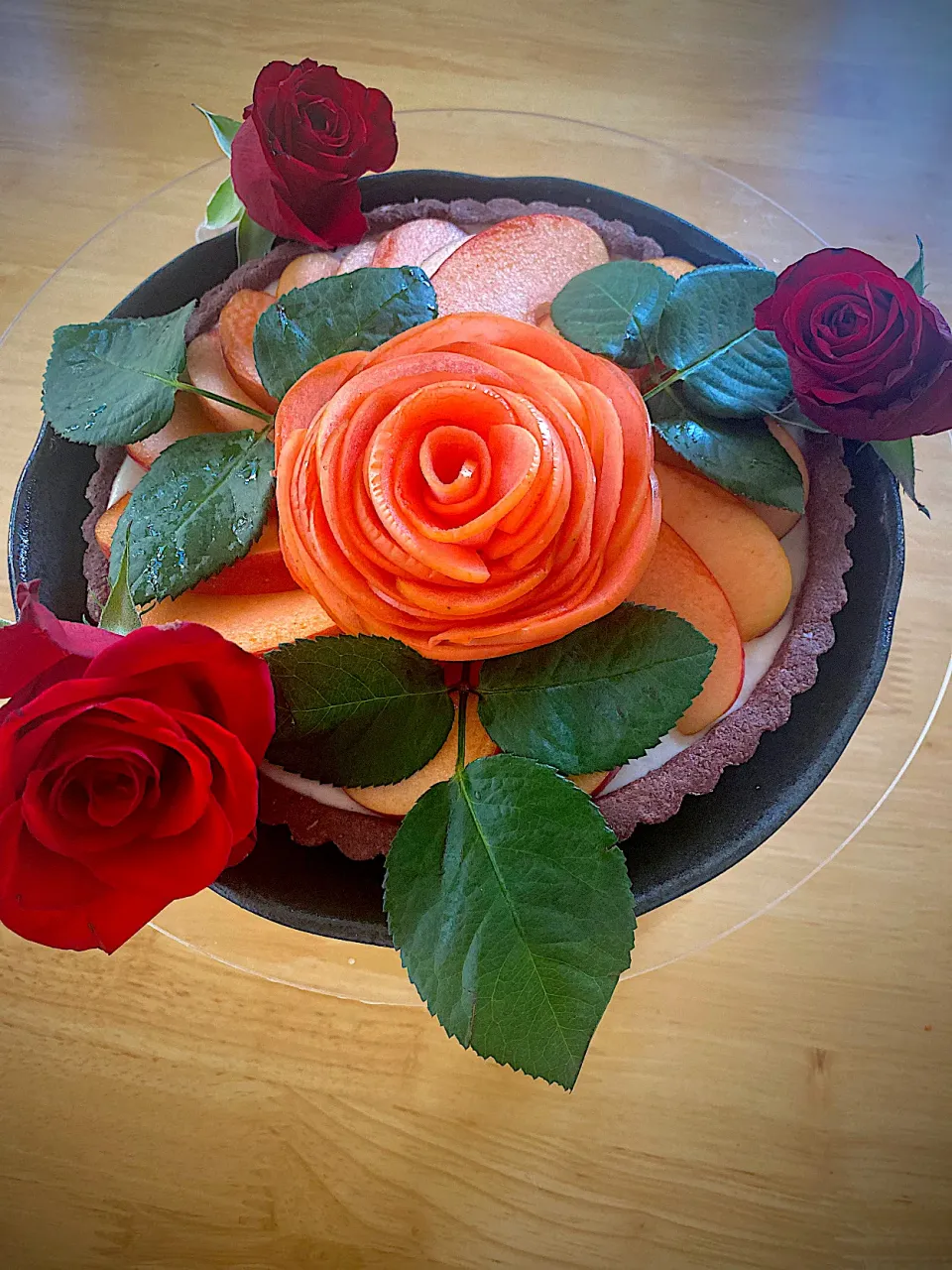 薔薇のリンゴタルト🌹🥧🍎|みうのすけさん