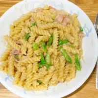 アスパラとベーコンのクリームパスタ|tomoさん