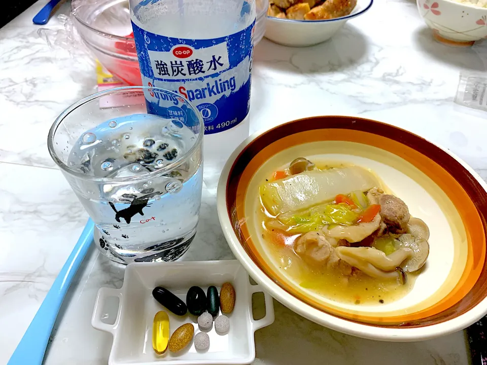 Snapdishの料理写真:罪悪感まみれなので遠慮がちな夕食|きらさん