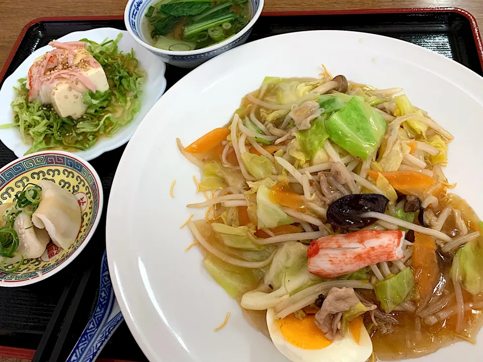 百好酒家のあんかけ揚げ麺定食|れりさん