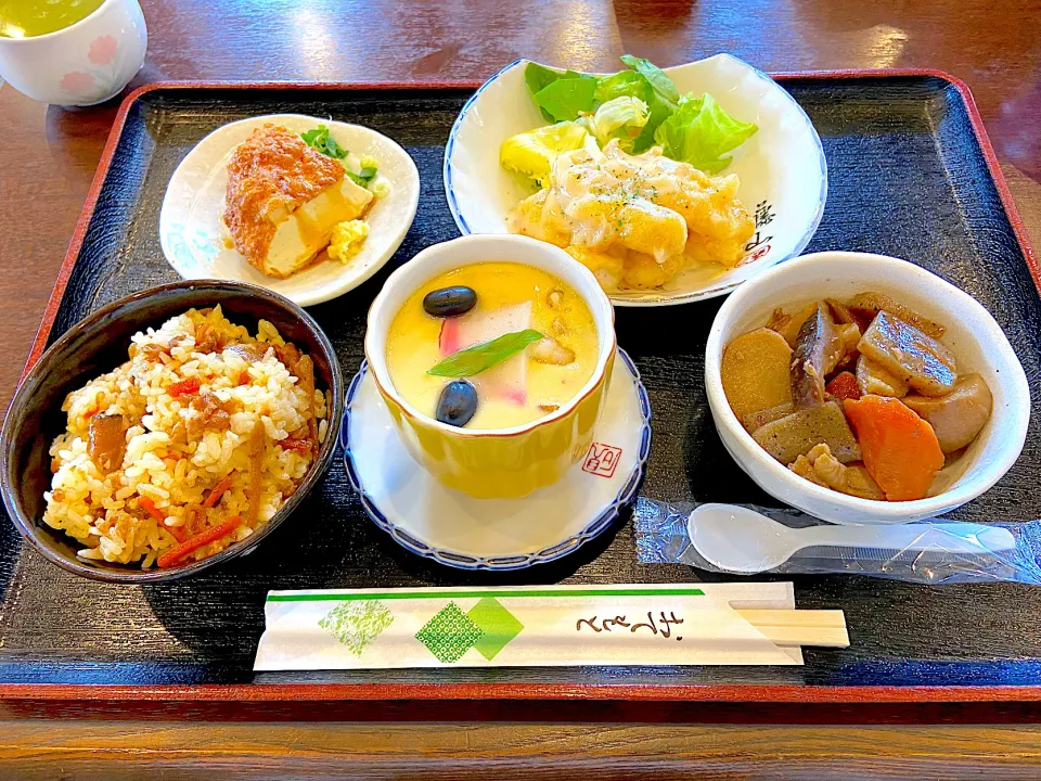 みなみの里 ランチ🥢|ナナさん