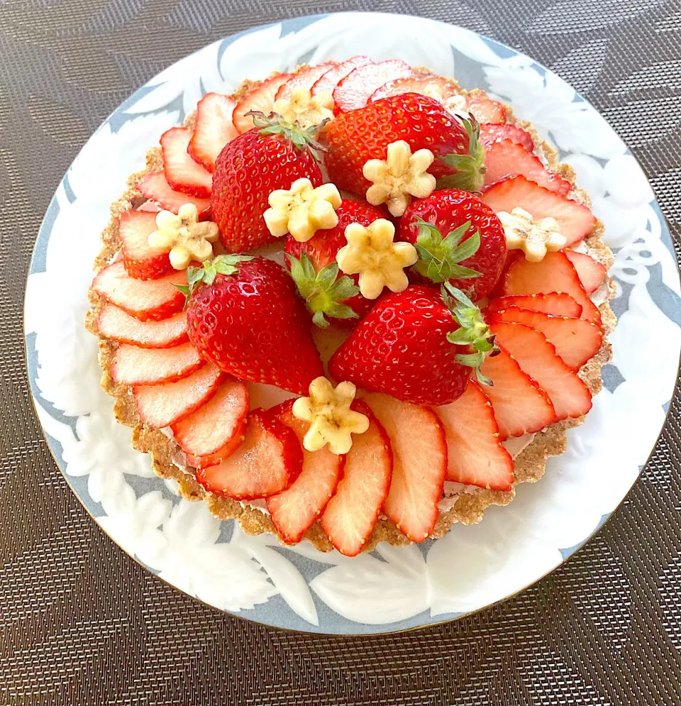 いちごのロータルト🍓🥧|みうのすけさん