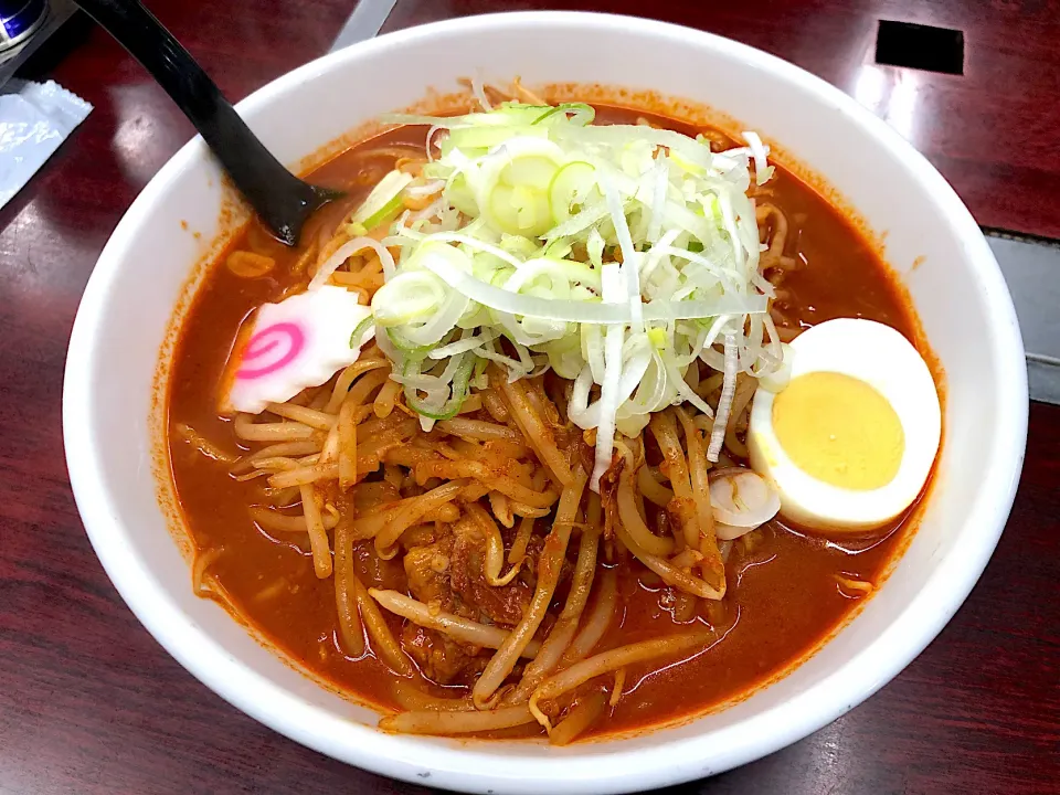 Snapdishの料理写真:大龍ラーメン　味噌　激辛　¥1,050  @御殿場　旨味たっぷり。久しぶりの大龍ラーメン♪|BUBUさん