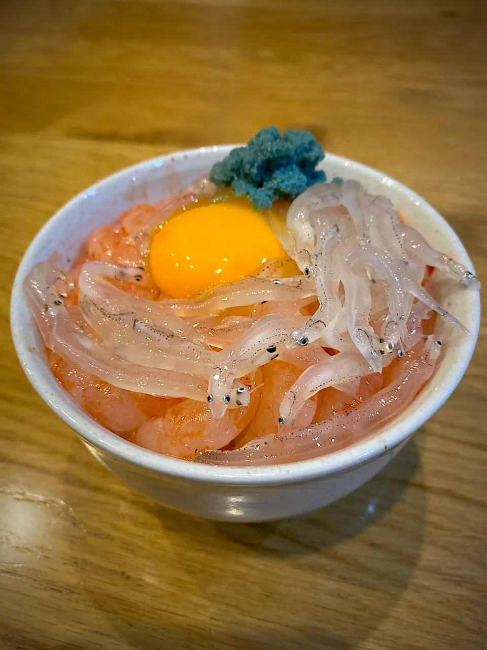 甘エビ丼の白魚のせ|髙野泰朋さん