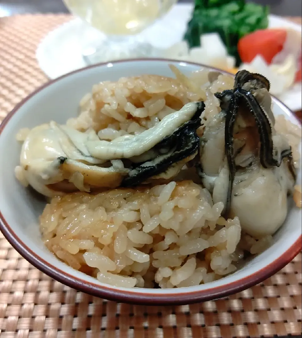 yucca@さんの料理 yucca@さんの料理 てつやさんの料理 牡蠣とシメジの炊き込みご飯 #牡蠣|まゆみさん