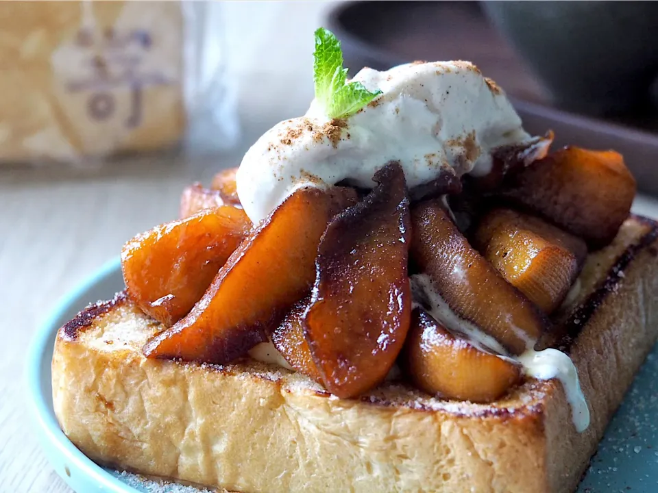 Caramelized apple toast|Misstyさん