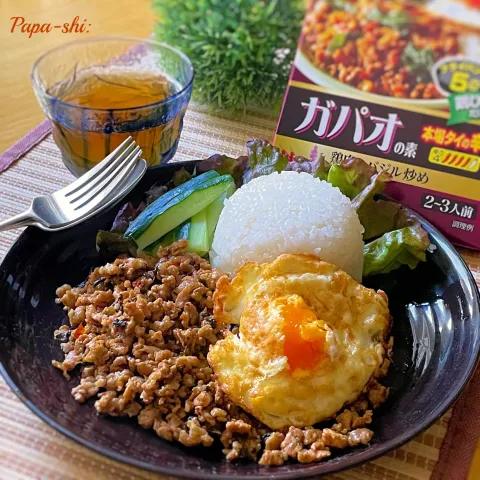 「タイクック　ガパオの素(本場タイの辛さ)」を使ってみたSnapdishの料理・レシピ写真:ヤマモリ本格タイ料理　ガパオライス🇹🇭 