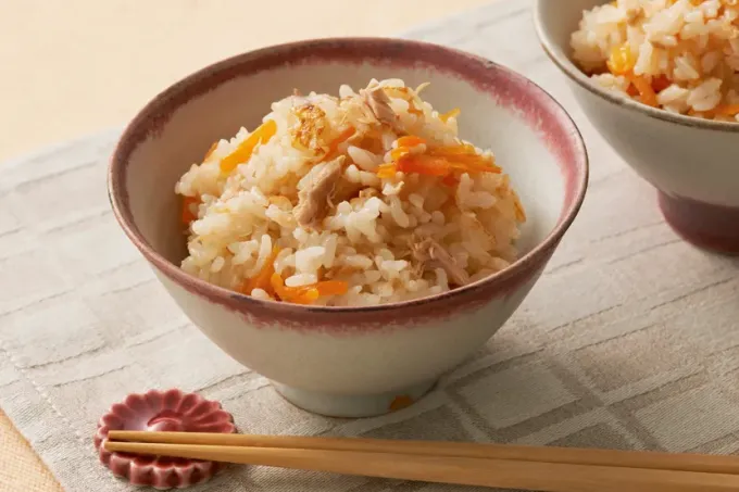 ツナとにんじんの炊き込みご飯|マルコメ キッチンさん