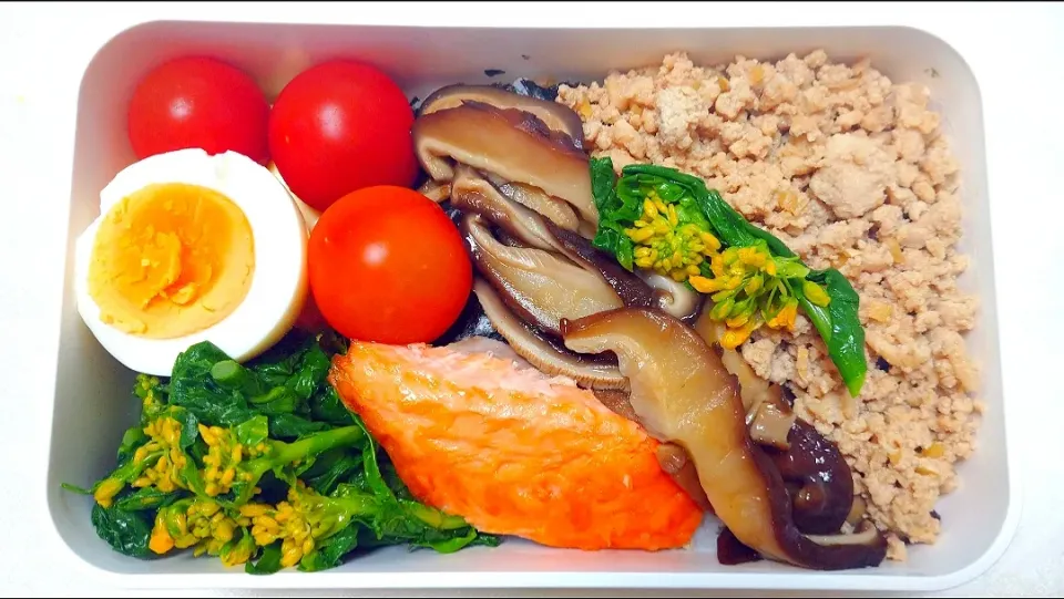 3/28のお弁当🍱
海苔弁当
今日は駅弁風みたい|卯月さん