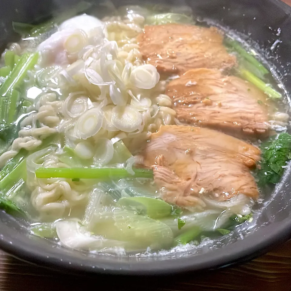 サッポロ一番塩ラーメン2袋分|gohan♡さん