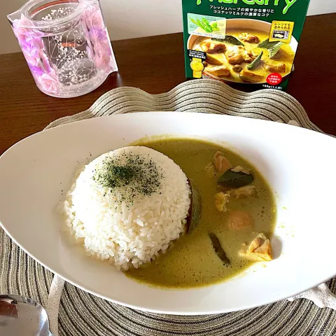 「タイカレー　グリーン」を使ってみたSnapdishの料理・レシピ写真:ヤマモリ　　タイカレーグリーン🇹🇭