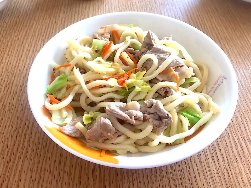 ずぼら焼きうどん|かなちょろさん