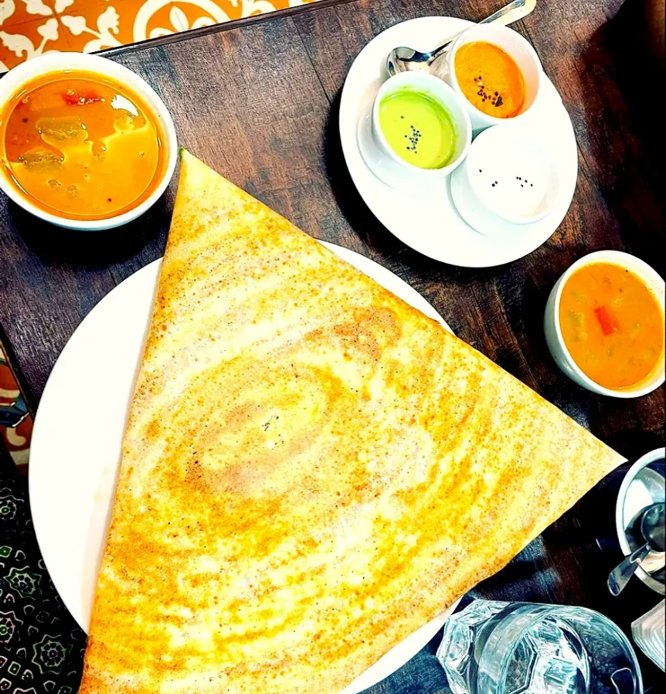 It's a South Indian dish called DOSA!! ✨✨|food.shots2022さん