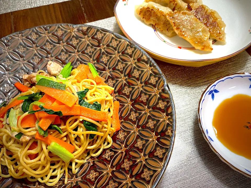 塩焼きそば、餃子|ちぃさん