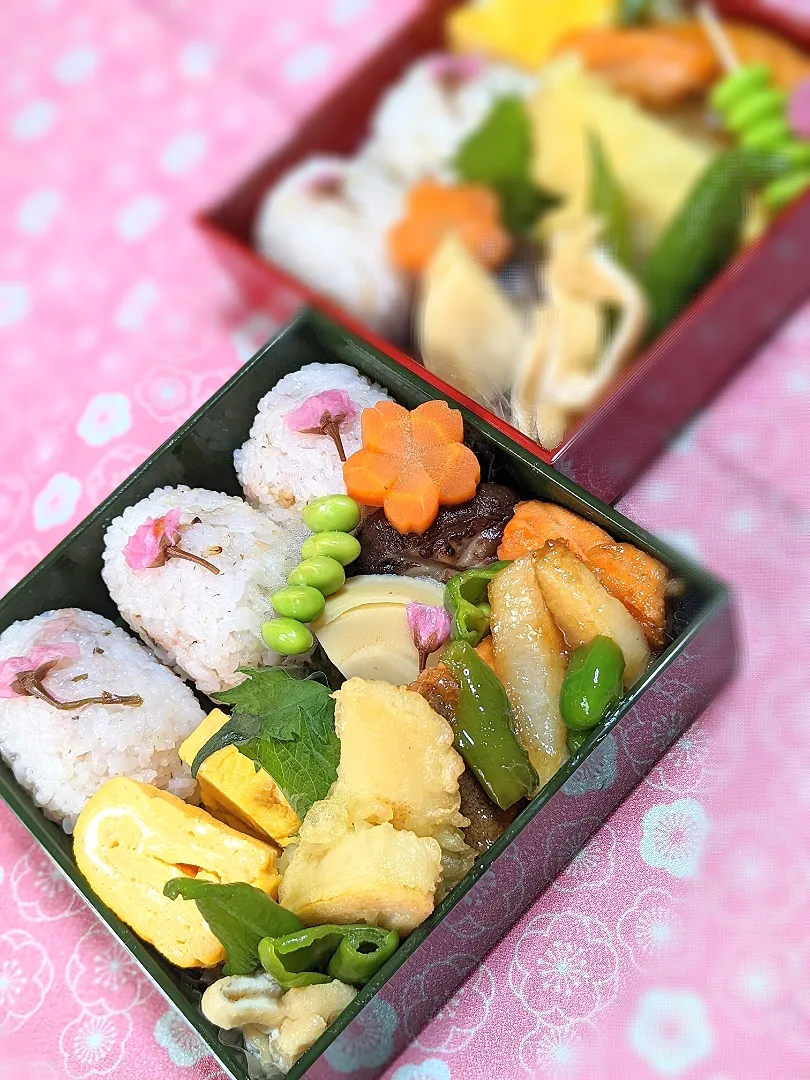 本日のお弁当〜お花見弁当〜。|f.1125beさん