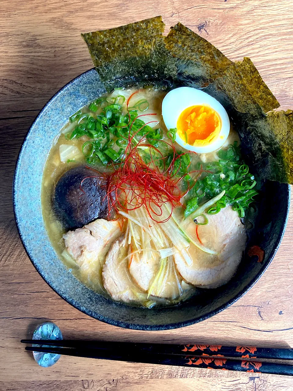 Snapdishの料理写真:シロカの記録🔹ゆでたまご編🔹ピェンロー〆ラーメン|くろねこじったん‍さん