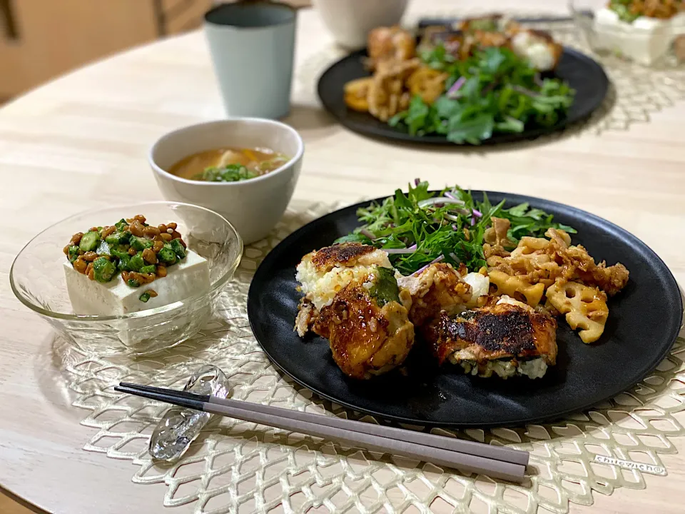 肉巻きチーズ紫蘇おにぎり／蓮根と豚の生姜焼き炒め|ひろさんとゆりさんさん