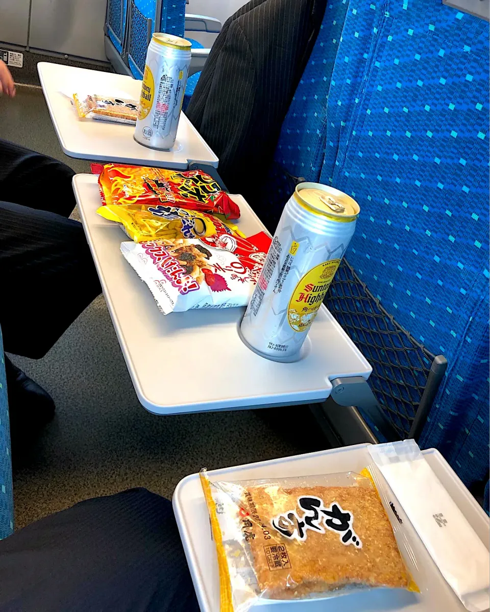 帰りの新幹線で🚅がんす😋|すかラインさん