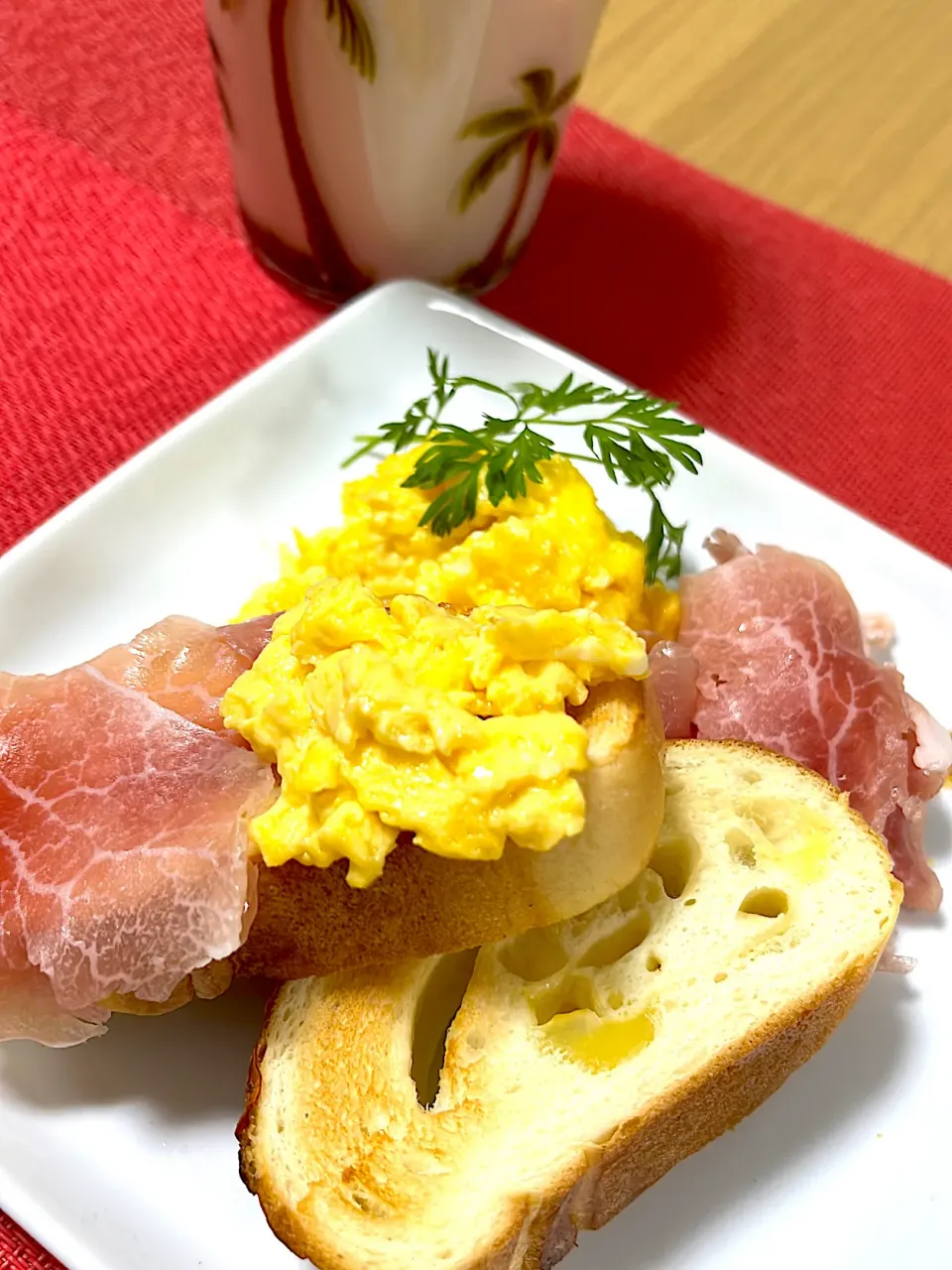 Snapdishの料理写真:モーニング🍞🥐☕️|こうさん