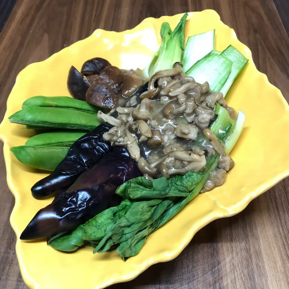 茄子🍆青梗菜🥬スナップえんどう🍃そぼろ餡掛け＊|henryさん