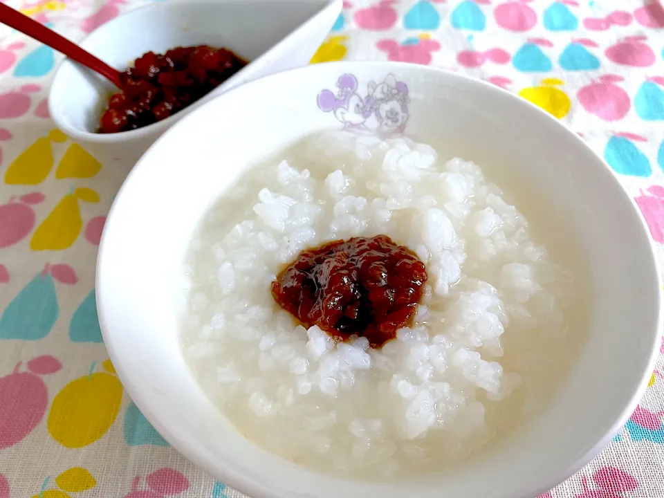 Snapdishの料理写真:かおるさんの料理 全粥と梅干しの佃煮|こずりんさん