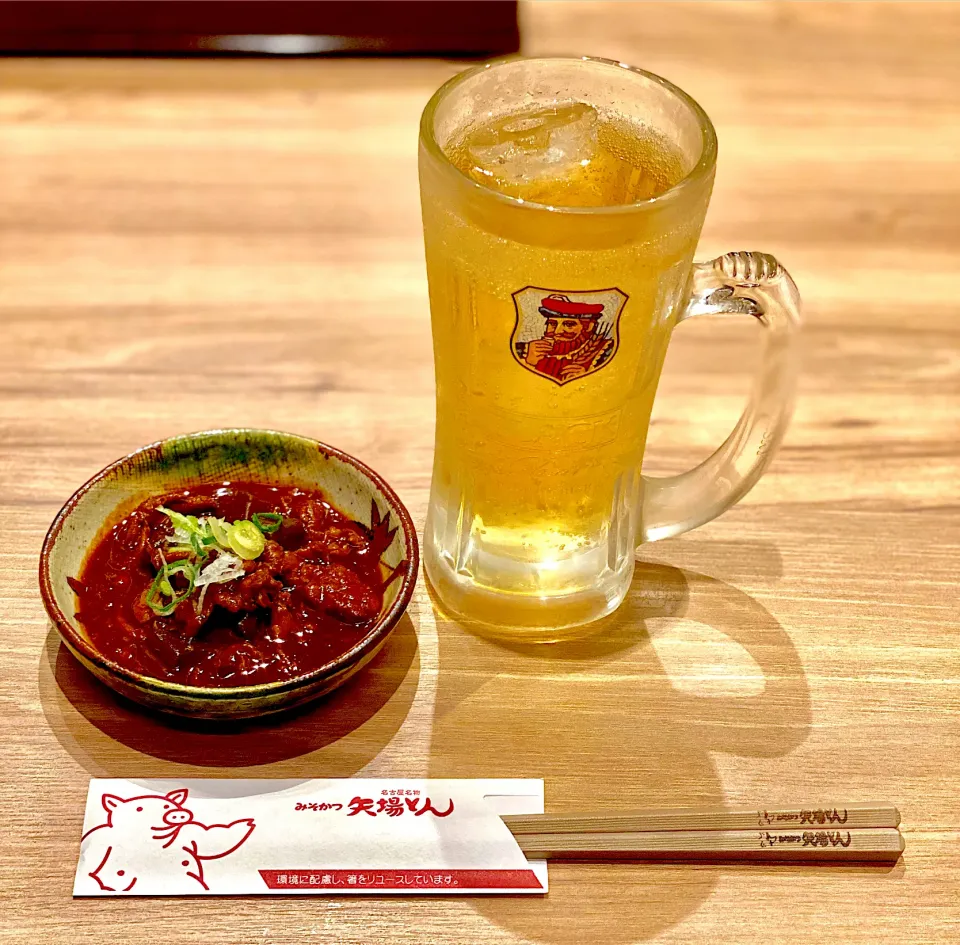 Snapdishの料理写真:どて煮🐽と聖水🍺|にゃあ（芸名）さん