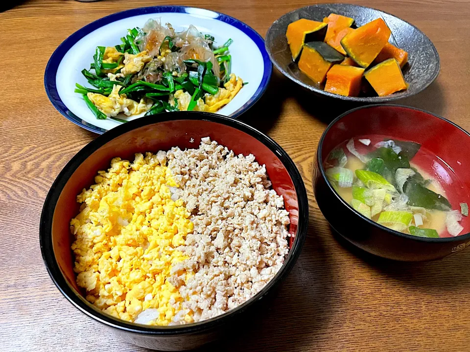 そぼろ丼♫|yummy tommyさん