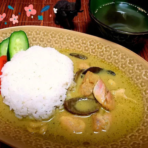 「タイカレー　グリーン」を使ってみたSnapdishの料理・レシピ写真:大好きなグリーンカレーdeお久しぶりです🌸